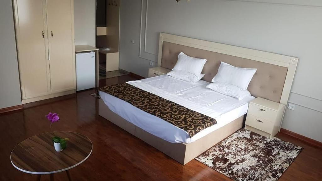 Gold Boutique Hotel Almatı Dış mekan fotoğraf