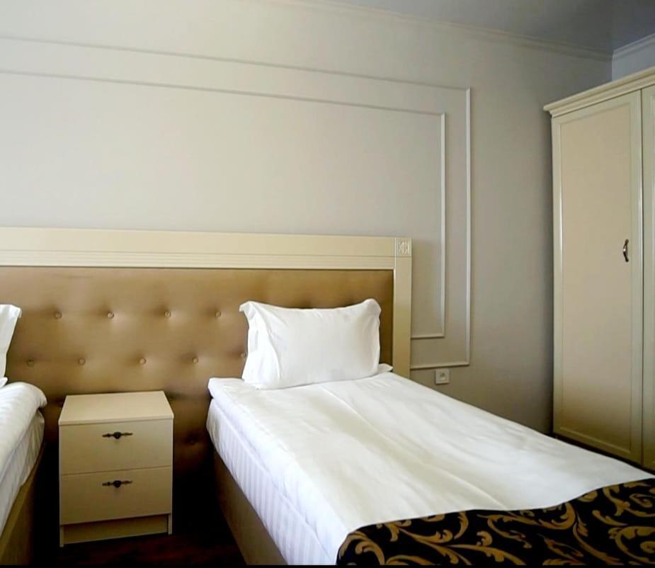 Gold Boutique Hotel Almatı Dış mekan fotoğraf