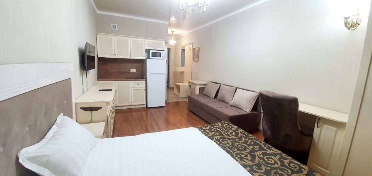 Gold Boutique Hotel Almatı Dış mekan fotoğraf