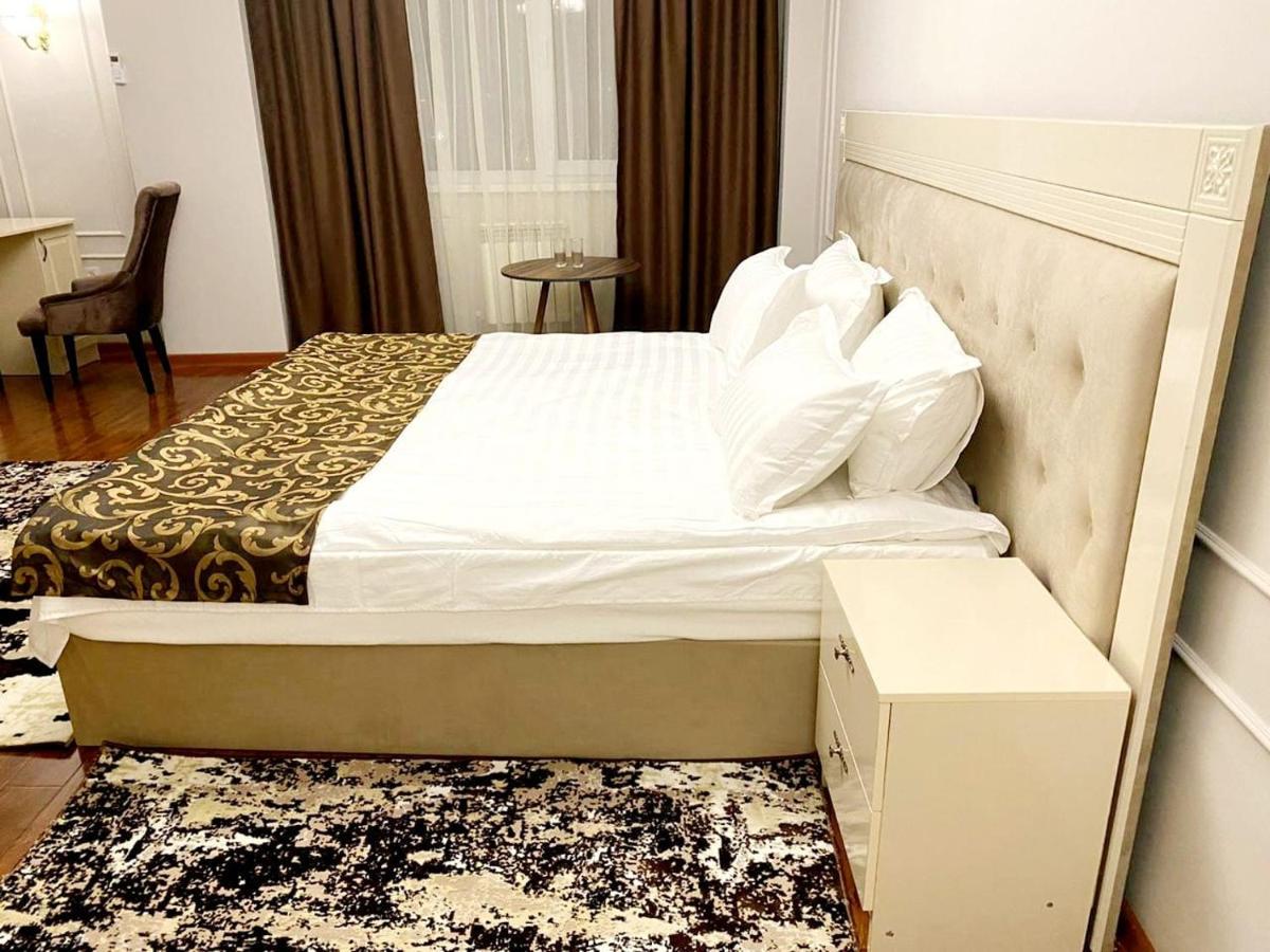 Gold Boutique Hotel Almatı Dış mekan fotoğraf